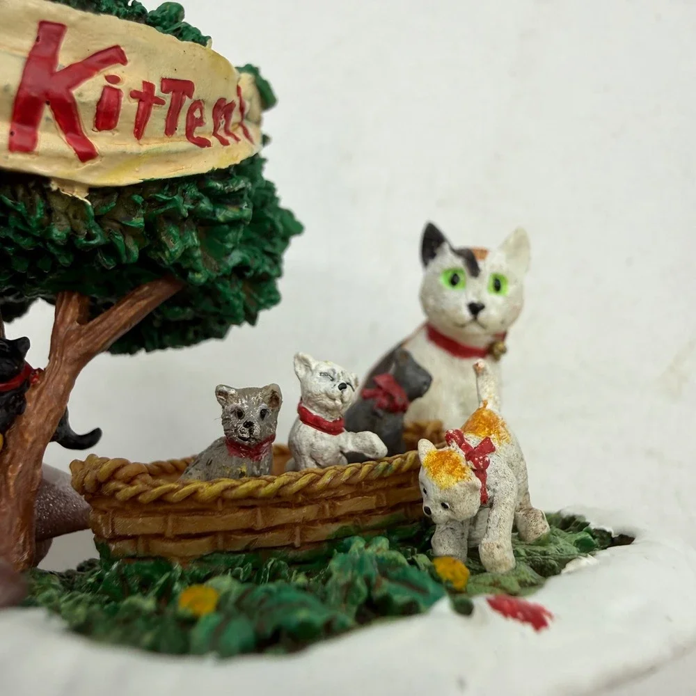 Department 56 Village Accessories Dog Puppies Cat Kittens Set of 2 north pole